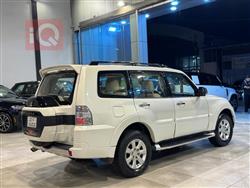 ميتسوبيشي باجيرو